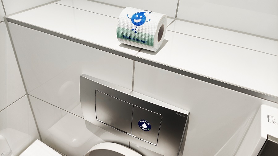 WC-bespaarpakket met bedrukt wc-papier en sticker